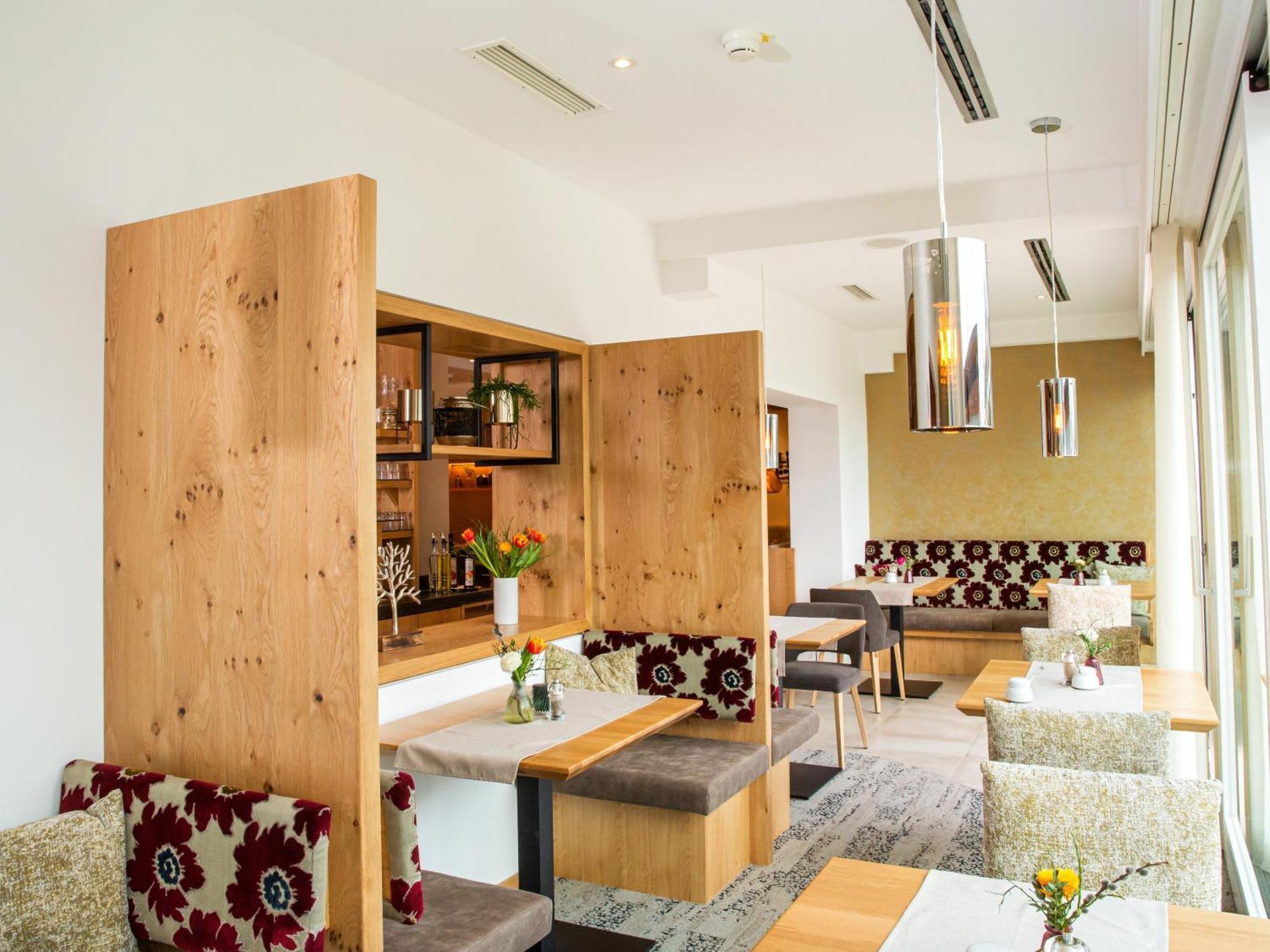 Hotel Konradshof บัด กรีสบาค ภายนอก รูปภาพ